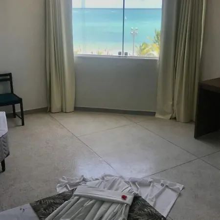 Happy Hotel Pajucara-2