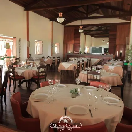 Hotel Fazenda Monte Castelo-3