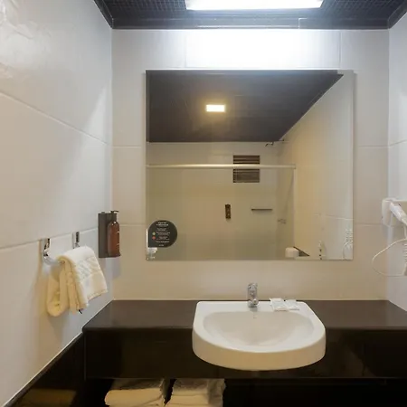 Ritz Lagoa Da Anta Hotel & Spa-2