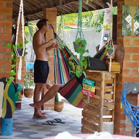 Canoa Roots Hostel & Camping-3