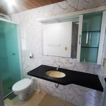 Apto privado 4º andar no Edifício residencial Náutico-3