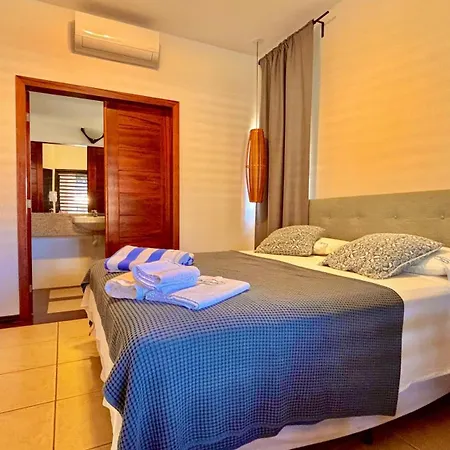 Dream Beach Cumbuco Oceanfront Apartments-3