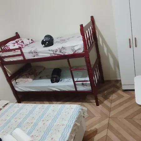 Dani Hostel E Pousada-3
