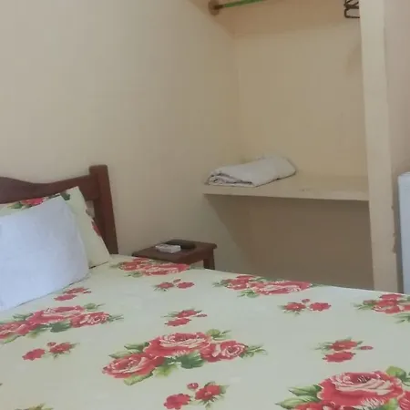 Pousada Recanto Das Ferias-2