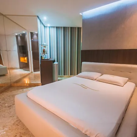 Motel Decameron (Adults Only)-2