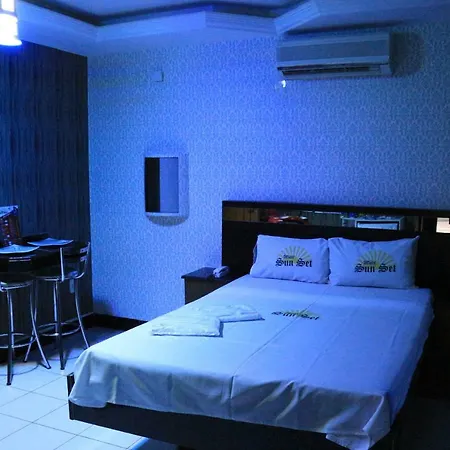 Sunset Apart Motel-3