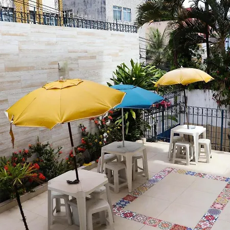 Casa De Mainha Friendly Hostel-2