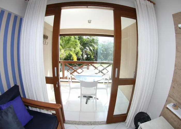 Apt Na Praia Do Forte Em Condominio Frente Mar!