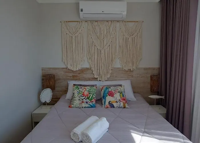 Pet friendly Cobar0107 - Edificio Praia Ville Salvador