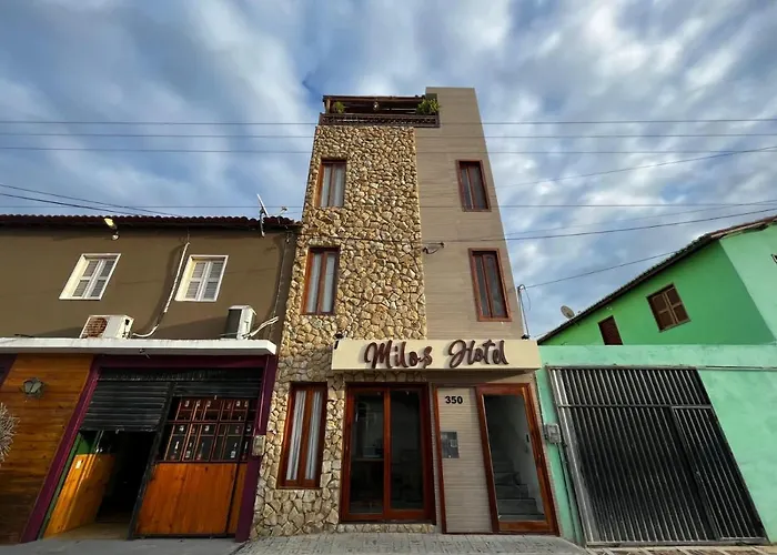 Milos Hotel Icaraizinho