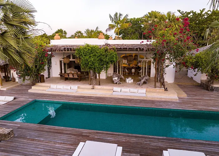 Villa Paz - La Villa Group Camocim