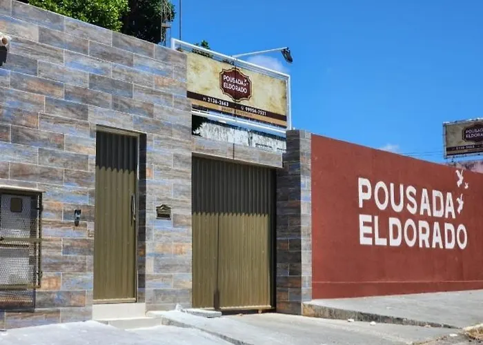 Hotéis centrais de Lauro de Freitas 