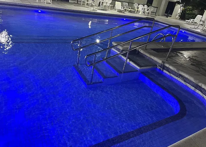 Pet friendly Carnaval-Barra-Climatizado-Otima Localizacao Apartment Salvador